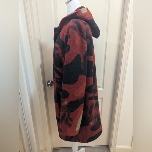 Unique multi colored hooded coat - Picture 4 of 9